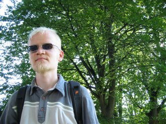 Tommi voisi taustan perusteella olla ihan missä vain, tällä kertaa kuitenkin Bledissä.