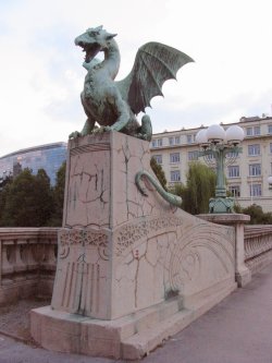 Ljubljanan kuuluisa lohikrmesilta